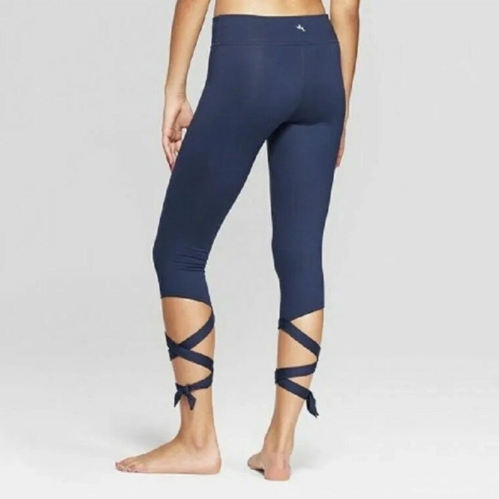 JoyLab size medium Activewear blue Capri Pants with Ankle Ties